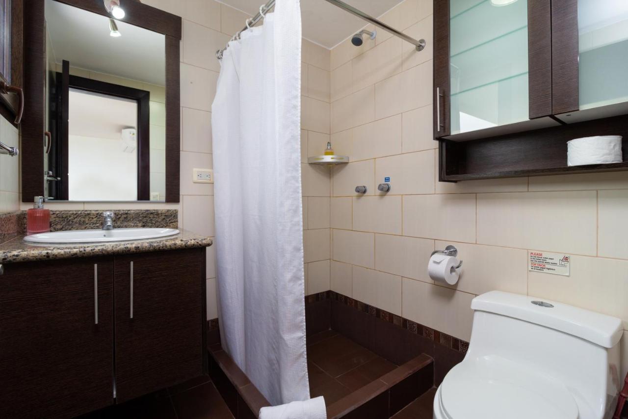 Galapagos Apartments - Bay View House Puerto Ayora  Extérieur photo